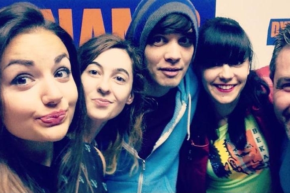 Transformez-vous en animateur radio à la Dynamic Academy, casting.fr vous offre un stage !