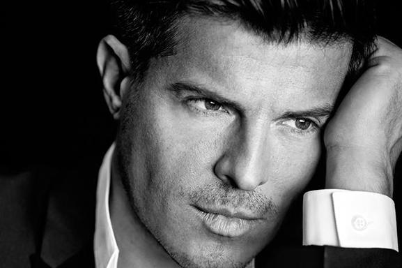 Vincent Niclo nous surprend avec un nouvel album très personnel