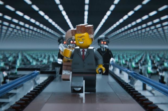 La grande aventure Lego, en tête du box office US, débarque en France !
