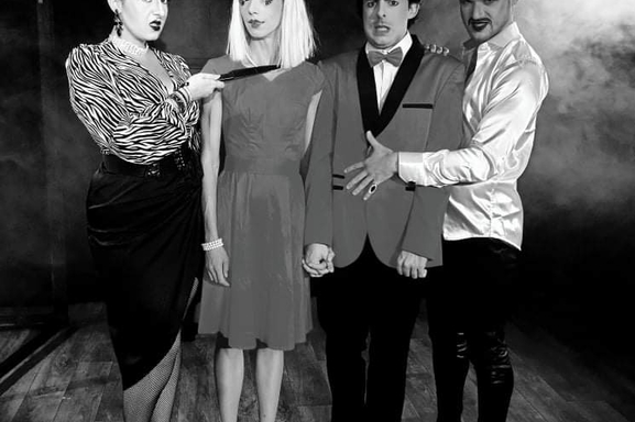 Retrouvez Fanny Toquero, comédienne, danseuse, chanteuse, dans « Les Amis du Placard » et tentez de remporter vos places avec Casting.fr