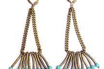 Soyez les premiers à gagner des colliers Laure Mory sur Casting.fr !