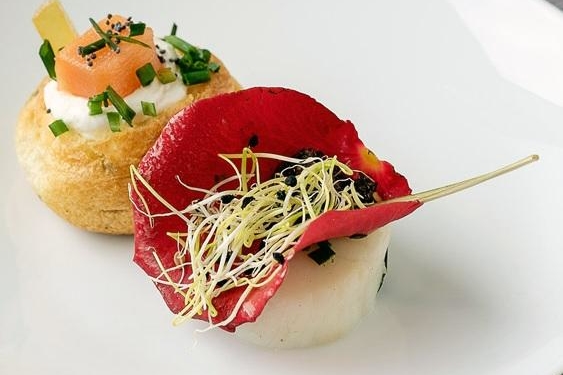 On pense a vous pour la Saint Valentin! Un diner en Amoureux au Diamant Bleu! Qui est en couple sur casting.fr?!