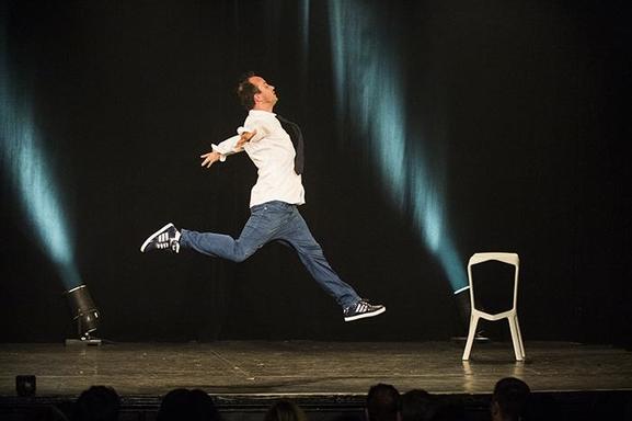 Jarry vous présente son One Man Show : Atypique