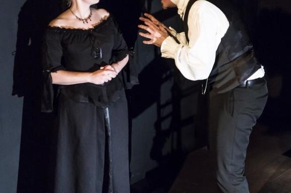 Avec Casting.fr découvrez la véritable histoire de Frankenstein à la Folie Théâtre