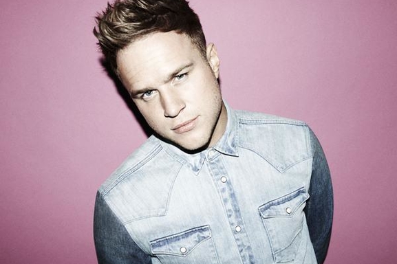 Olly Murs numéro 1 des ventes en Angleterre avec son album « Right Place Right Time » !