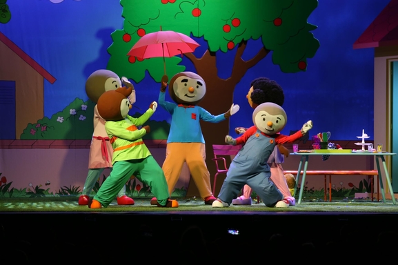 Viens chanter avec T'choupi, spectacle riche en couleurs et en émotions au Casino de Paris
