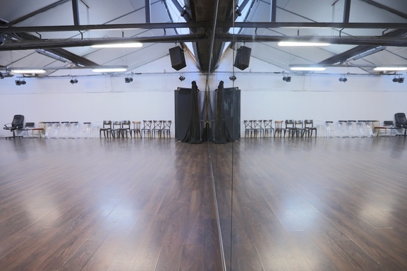 Gagnez Votre Stage ! Théâtre, cinéma, comédie musicale : Le STUDIO INTERNATIONAL Vanina Mareschal une école unique à Paris & Aix en Provence