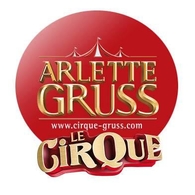 De la cavalerie légendaire, un cirque où les animaux sont les acteurs principaux? C'est le cirque Arlette Gruss, demandez vos places!