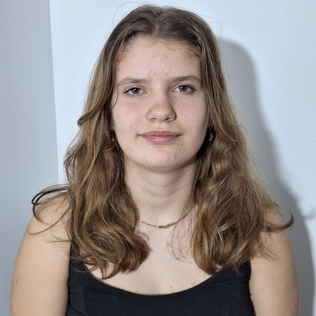 AnaisAH72