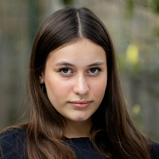 lara_niess