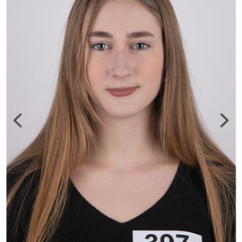 Cassandra8749