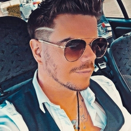 JohnnyHola03