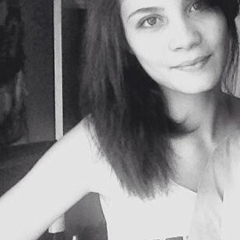 Juliee37