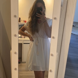 Laura_47