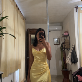Adrianaa45140