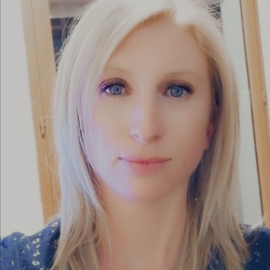 Anna42300