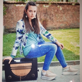 LG21