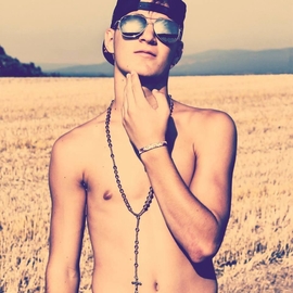 AndrewB