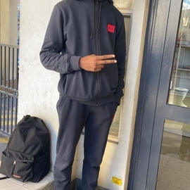 Abdou040322