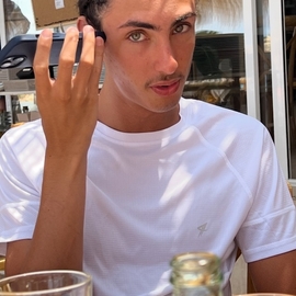Yanis006