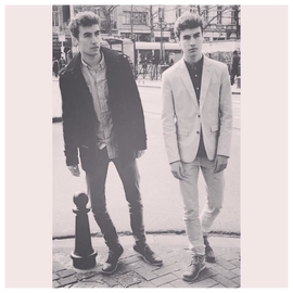 ROBTWINS