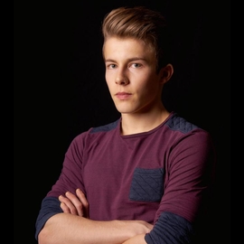 lucasDNS