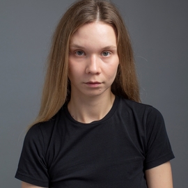 Nadya007