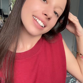 Neviana_lauger