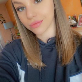 anaismona47