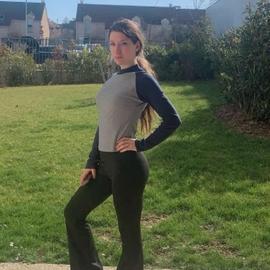 NoelleBloom18