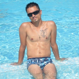 Pedrito91660