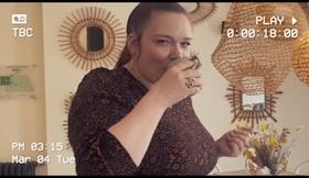 Présentation dans un style Sitcom ?