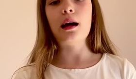 Marina se présente