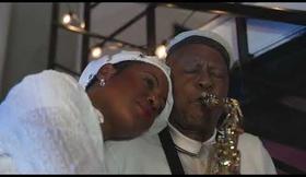 Les Clés – HildevertSisters • J’hallucine (Clip Officiel) #Etincelle #Jhallucine