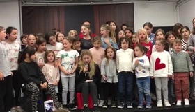 Gloria au cours Anna