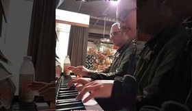 Piano: Jazz improvisation ??? || JujuIDFM  ft. Ludovic || Monoprix Montparnasse