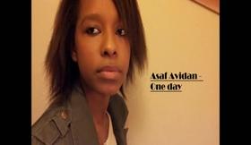 One day de Asaf Avidan (par Souky27)