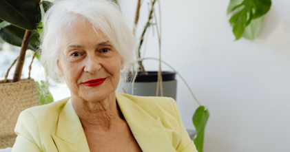 Casting comédienne sénior entre 70 et 85 ans pour silhouette dans série Amazon Prime Video