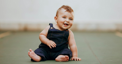 Casting bébé de 3 à 12 mois pour projets publicitaires à Paris et en région parisienne