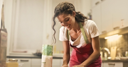 Casting femme tout profil pour être chroniqueuse culinaire sur Youtube