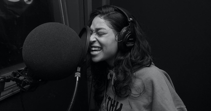 Casting jeune chanteuse professionnelle pour animation de séance de chant