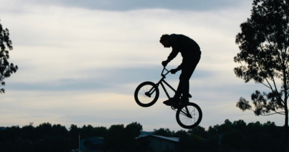 Casting homme ou femme entre 40 et 60 ans avec un très bon niveau de vélo pour tournage publicité digitale