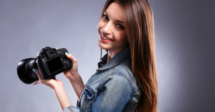 Casting femme entre 20 et 30 ans pour silhouette dans série tournée en Belgique