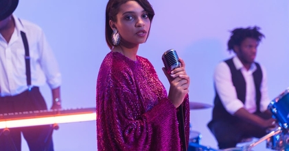 Casting chanteuse entre 20 et 34 ans pour soirée dansante et évènement