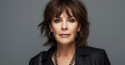 Casting mannequin femme d'environ 60 ans pour tournage film corporate pour grande marque de produits capillaires