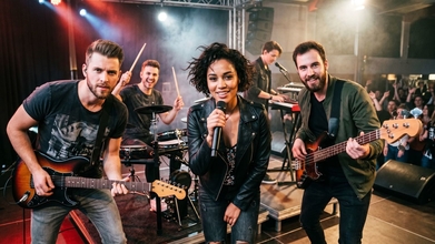 Casting chanteuse entre 20 et 37 ans pour animer des soirées évènementielles