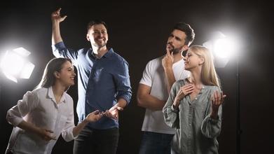 Casting acteurs et actrices entre 20 et 60 ans pour une pièce de théâtre