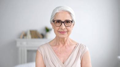 Casting comédienne sénior entre 50 et 80 ans pour rôle dans court métrage étudiant