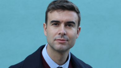 Casting homme entre 30 et 55 ans pour doublure dans film plateforme