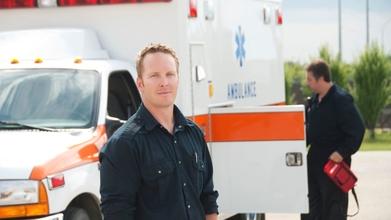 Casting vrai ambulancier masculin pour tournage de film